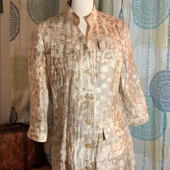 Simon Chang Tops - 3/$20 Leopard print Simon chang shirt jacket